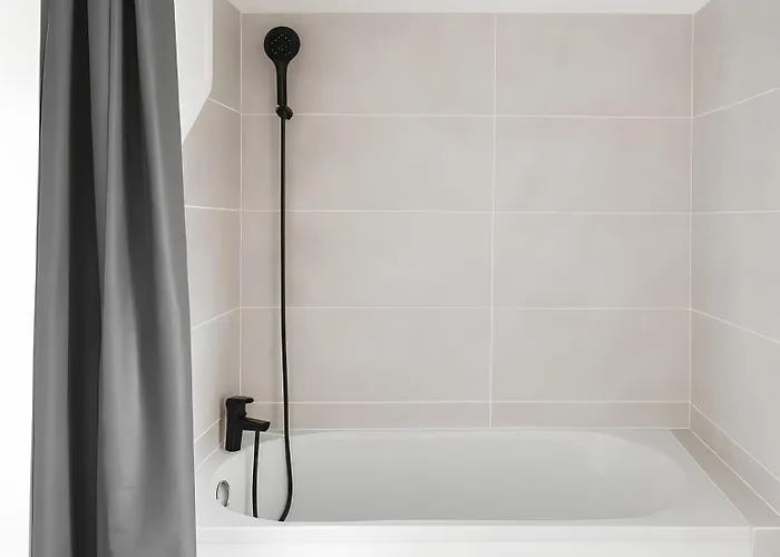 Daire 3 Privee Avec Espace Commun Centre Linge Et Menage Inclus Privee Rouen